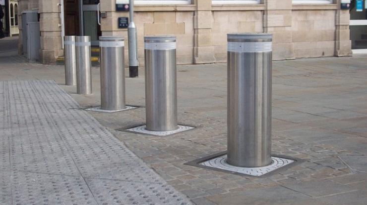 Automatic Rising Bollard